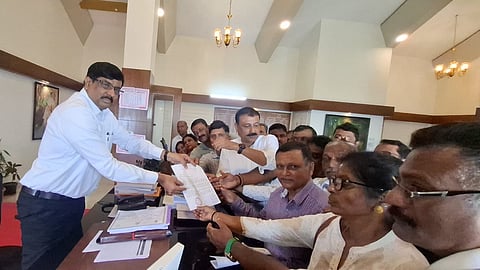 ಜಿಲ್ಲಾಧಿಕಾರಿಗೆ ದೂರು ನೀಡಿದ ಇಂಡಿಯಾ ಒಕ್ಕೂಟ