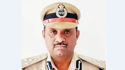 ಸುಪ್ರೀಂ ಆದೇಶ ತಿರುಚಿ ಕೈದಿ ಬಿಡುಗಡೆ ಪ್ರಕರಣ; ಕೈದಿ ಪತ್ನಿಗೆ ವಿಡಿಯೋ ಕಾಲ್ ಮಾಡಿದ್ದ ಡಿಐಜಿ ಸೋಮಶೇಖರ್: ತನಿಖೆಯಲ್ಲಿ ಬಯಲಿಗೆ | DIG