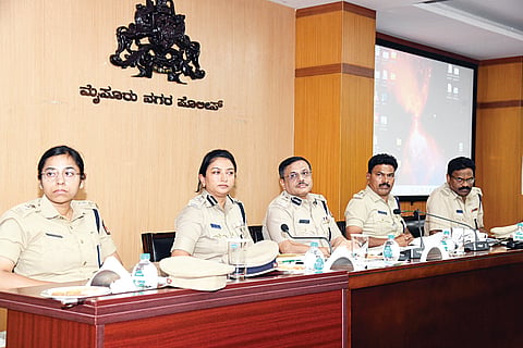 Police tight security on the occasion of Dussehra in Mysore
