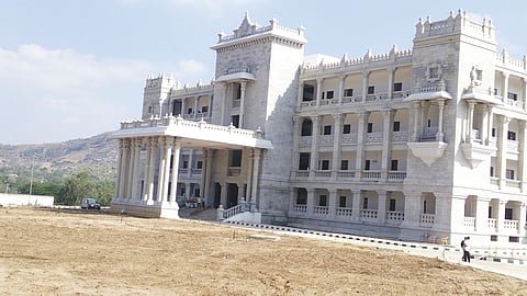ಜಿಲ್ಲಾಡಳಿತ