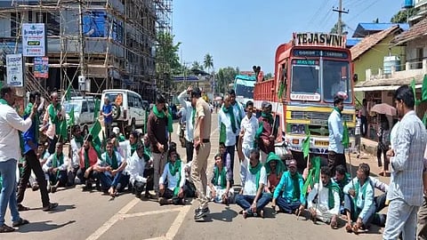 Protest by the Farmers' Association