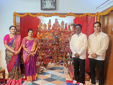 A special Dasara doll exhibition has been organized at the residence of T. Dasarahalli MLA S. Muniraju. His wife Sujatha, daughter Swapna, and son-in-law B.S. Anil Kumar participated in the puja.