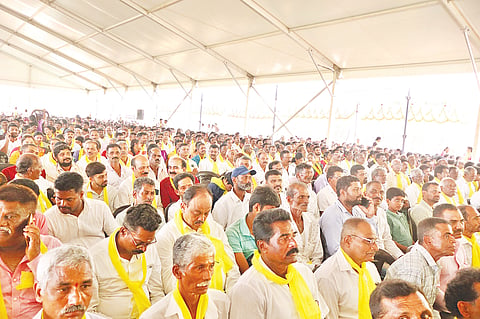 ತೀರ್ಥಹಳ್ಳಿಯಲ್ಲಿ ಆಯೋಜಿಸಿದ್ದ ಶ್ರೀ ನಾರಾಯಣಗುರು ಜಯಂತಿಯಲ್ಲಿ ಸೇರಿದ್ದ ಜನಸ್ತೋಮ.