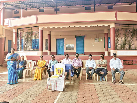 ಬಾಳೆಹೊನ್ನೂರಿನ ಎಸ್ಜೆಆರ್ ಸಂಯುಕ್ತ ಪದವಿಪೂರ್ವ ಕಾಲೇಜಿನಲ್ಲಿ ಮಹರ್ಷಿ ವಾಲ್ಮೀಕಿ ಜಯಂತಿ ಆಚರಿಸಲಾಯಿತು. ಕೆ.ಆರ್.ಭೂದೇಶ, ಬಿ.ಎಸ್.ಲತಾ, ನಟರಾಜ್, ಪ್ರಶಾಂತ್ ಇದ್ದರು.