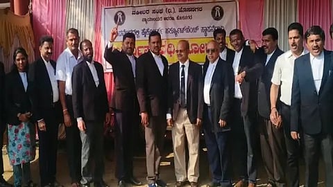 Indefinite sit-in protest begins