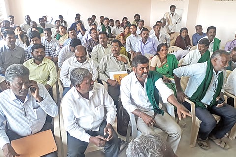 ೧೮ ಎಚ್ಡಿಕೆ ೦೨