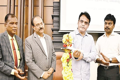 Ashwwath_Narayana_Meeting_@_Vikasa_Soudha (7)