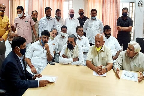 Congress Leaders at election commission office 22 MAY 20