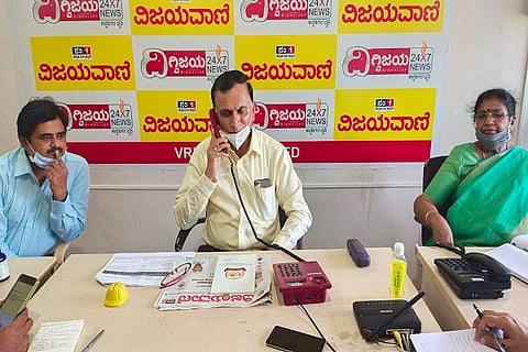 prof siddu alaguru in vijayavani Phone In program 7 MAY 20
