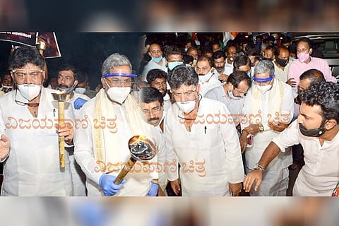 Siddaramaih 1 Oct 28