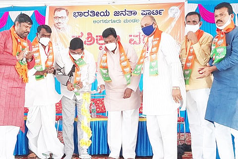 11112020 Lingasugur BJP Programe