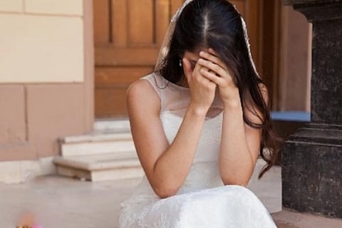 Groom cheating