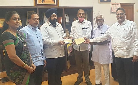 sardar Balbeersing Donation To ram mandir Photo