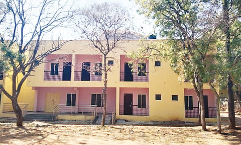 Kailancha - Ph-001-Avverahalli Revanasiddeswarabetta Athithi Gruha Kattada-7-3-2021