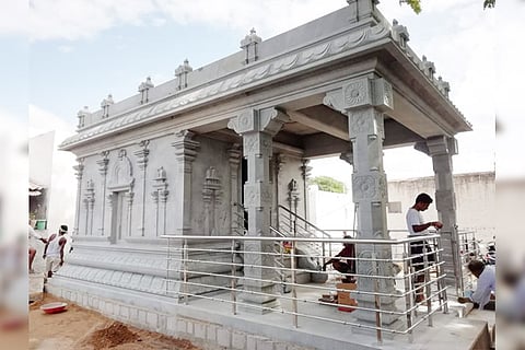 10082021 Bellary Honnurswamy darga