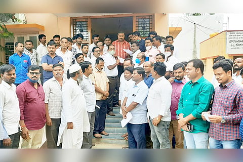 31082021 Lingasugur Citizens Committee urged