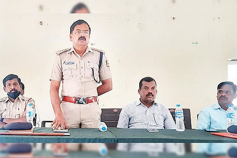120222 Lingasuguru Peacekeeping Meeting