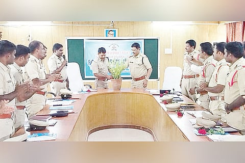 060522 Meeting of Police Officers in Telangana, Andhra Pradesh, Raichur District