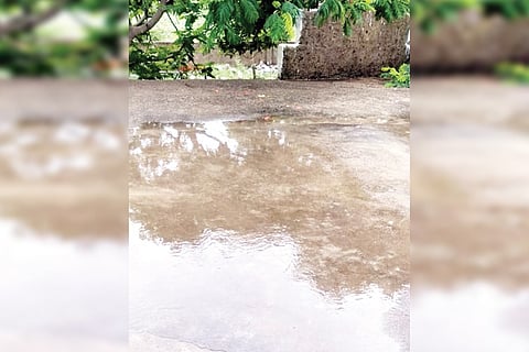 090722 Hosalli Govt School Roof Water
