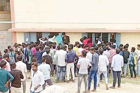 27082022 gvt skng college
