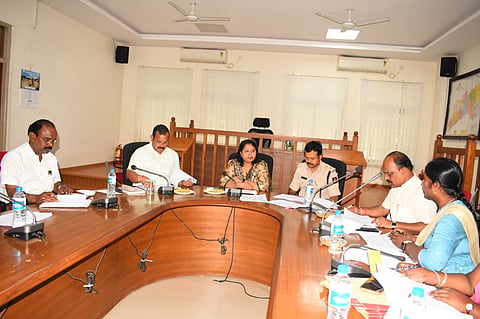ಸರ್ಕಾರದ ಯೋಜನೆಗಳ ಸದುಪಯೋಗ ಪಡೆದು ಆರ್ಥಿಕವಾಗಿ ಸಬಲರಾಗಿ3