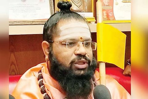 04092022-kashi-sri-uttaradhikari