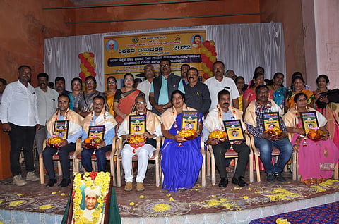 06_09_Mdy_05(Teacher Day(Lion)