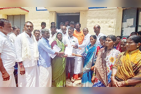 10092022 Karatagi padayatre