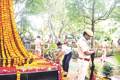 HUN-SEP-11-8(DCF KARIKALAN HONOUR)