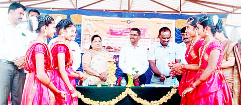 HUN-SEP-23-5(MAKKALA DASARA)