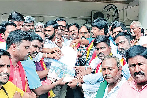121022 Sanduru Punith Rajkumar Fans Appeal
