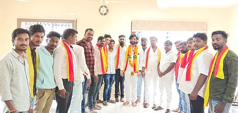 Karave Padadhikarigal Aayke photo