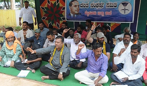 Dasamsa protest demanding dismissal of Rangayana director cariappa