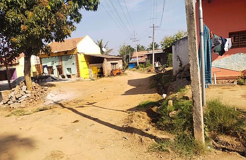 Kailancha-Ph-03-Kengal Hanumanthaiah-Lakkappanahalli Puthali-Story-Photo-Lakkappanahalli-10-2-23