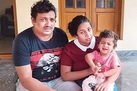 Photo of Nirvan and Sarang Menon