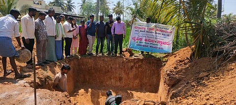 RMgm-Ph-001-Bayogash -Narega-Story-Chalane-Work Photo-17-2-2023