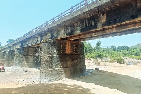 Photo of Chara Bridge