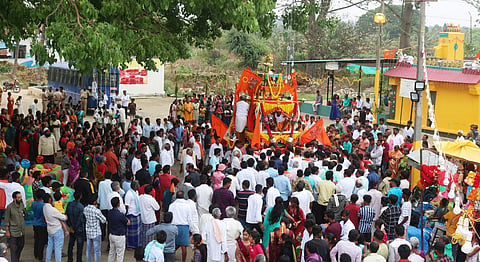 HUN-APR-4-2(KIRIJAJI RATHOTSAVA)