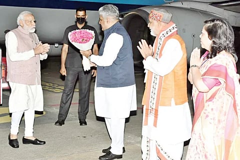 Modi (4)