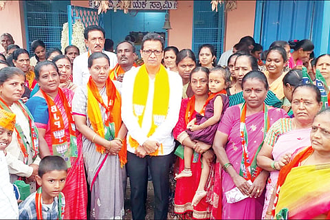 BJP JYOTHIGANESH CAMPAIGN