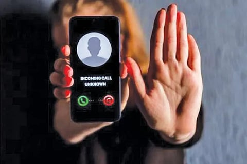 WhatsApp (1)