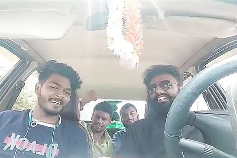 Car (2)
