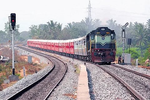 Train (1)