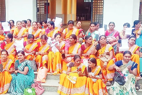Anganwadi workers protest