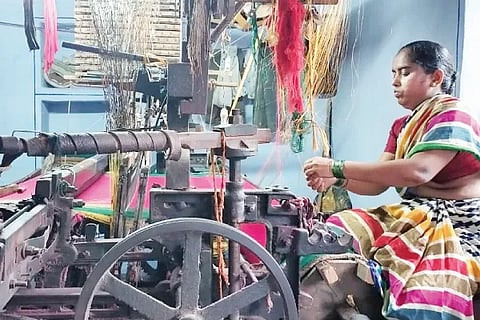 Power Loom