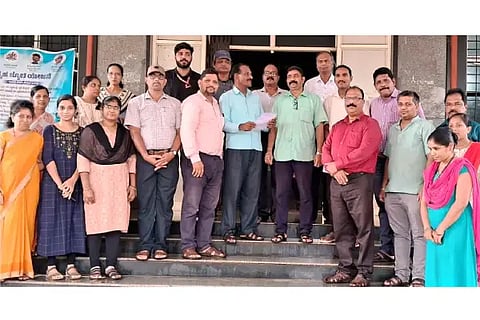 The members of the taluk unit of the association in Ankola submitted a request to Shirastedar Girisha Jambalikara on Thursday, demanding legal action against those who are agitating against the Government Employees Association.
