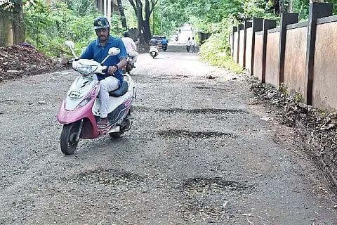 Road pothole