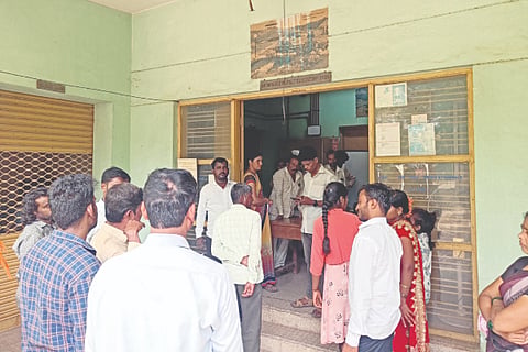 indi bsnl adhaar centre, problem