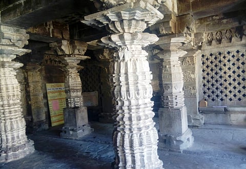 18NRGL1B- TEMPLE STORY