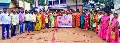 30 hlr1 GRUHA LAXMI